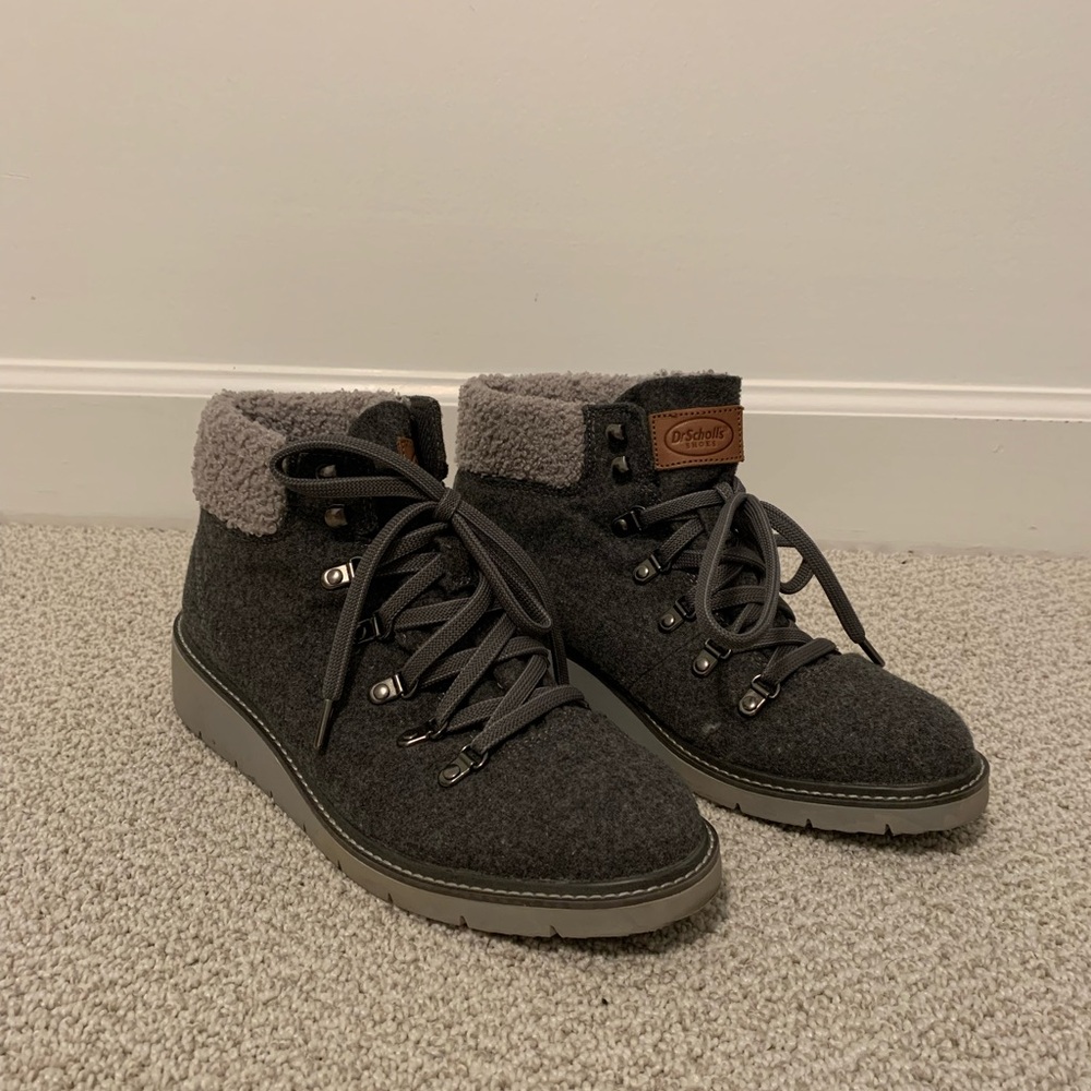 Women’s Gray Wool High-Top Boots - Picture 2 of 4
